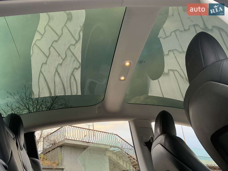 Седан Tesla Model 3 2018 в Дрогобыче фото 52 Седан Tesla Model 3 2018 в Дрогобыче