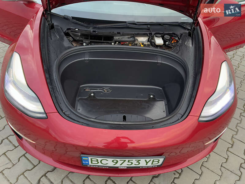 Седан Tesla Model 3 2018 в Дрогобыче фото 87 Седан Tesla Model 3 2018 в Дрогобыче
