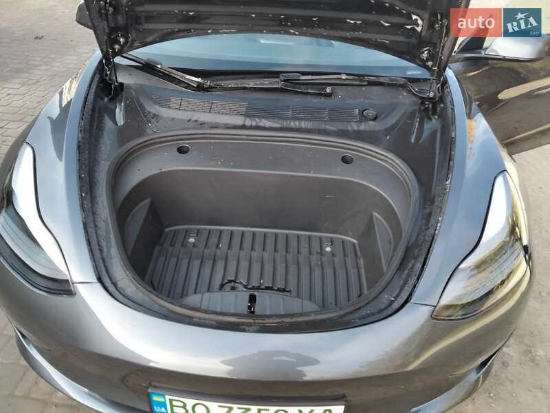 Седан Tesla Model 3 2023 в Тернополі фото 22 Седан Tesla Model 3 2023 в Тернополі