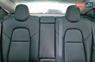 Седан Tesla Model 3 2018 в  фото 10 Седан Tesla Model 3 2018 в