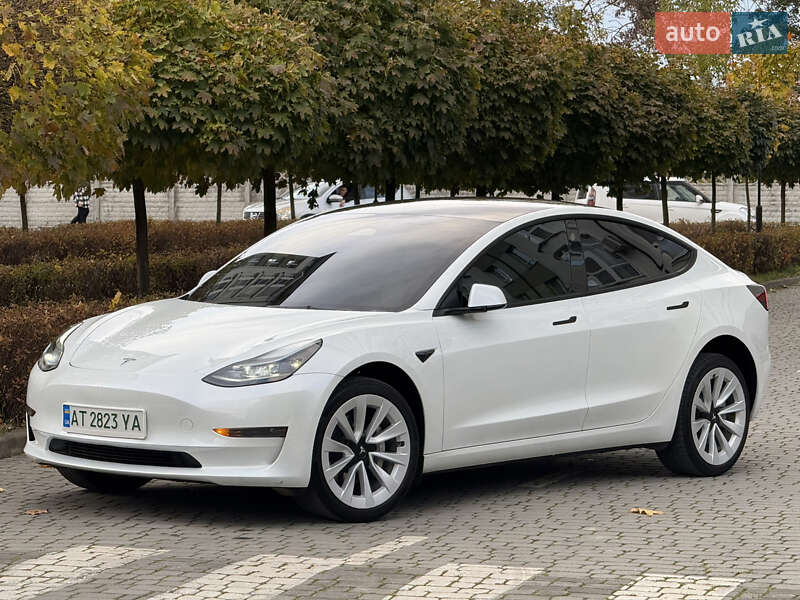 Седан Tesla Model 3 2023 в Івано-Франківську фото 7 Седан Tesla Model 3 2023 в Івано-Франківську