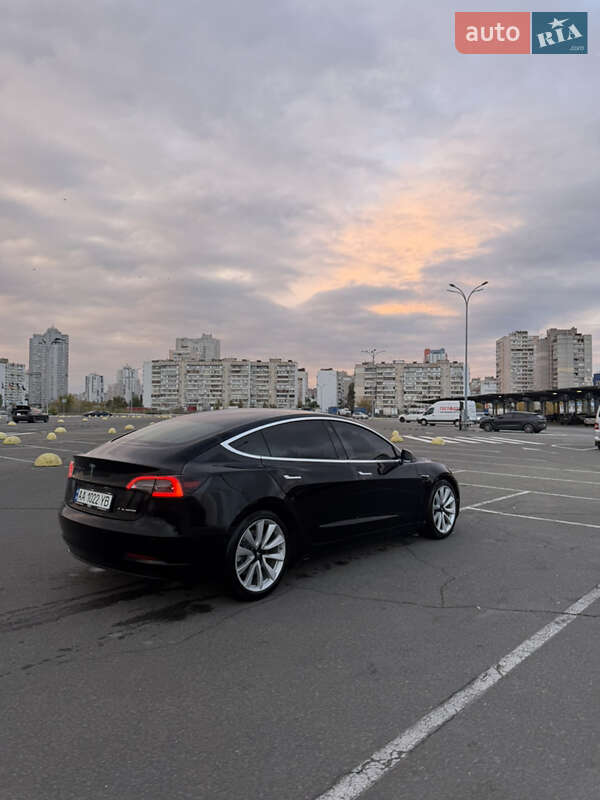 Седан Tesla Model 3 2020 в Киеве фото 19 Седан Tesla Model 3 2020 в Киеве