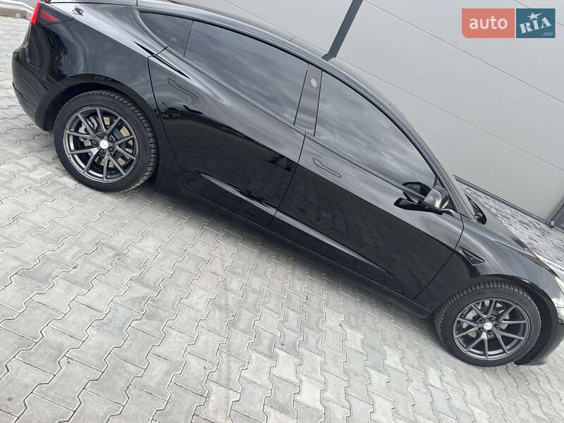 Седан Tesla Model 3 2021 в Калуші фото 14 Седан Tesla Model 3 2021 в Калуші