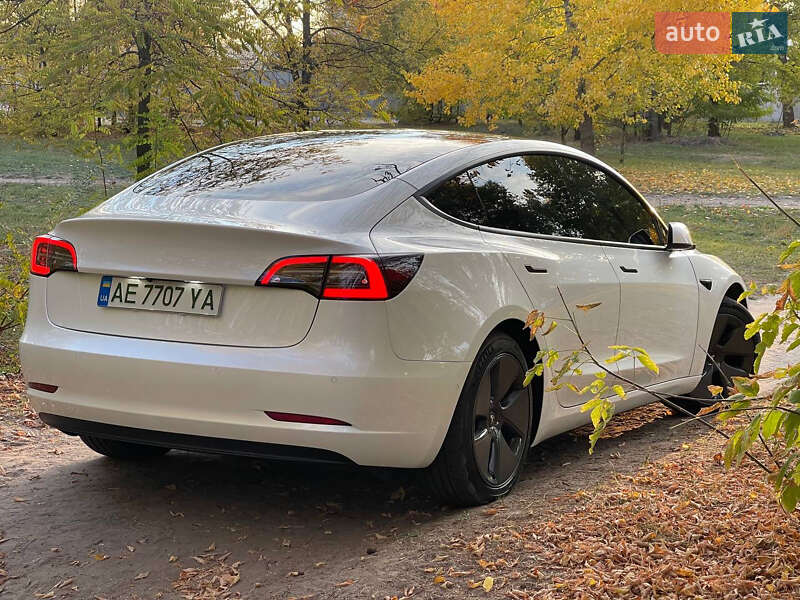 Седан Tesla Model 3 2021 в Дніпрі фото 4 Седан Tesla Model 3 2021 в Дніпрі