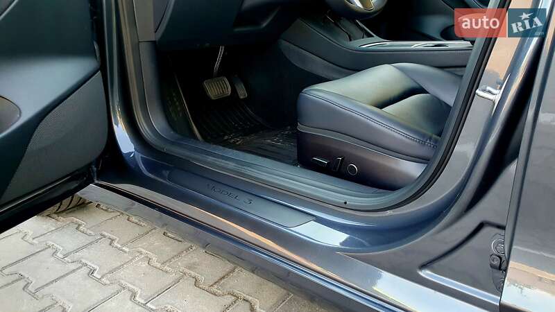 Седан Tesla Model 3 2022 в Кременчуге фото 22 Седан Tesla Model 3 2022 в Кременчуге