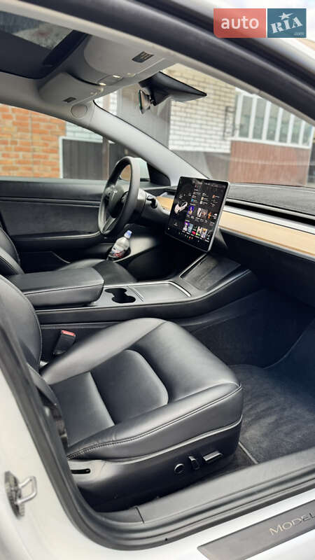 Седан Tesla Model 3 2021 в Вінниці фото 3 Седан Tesla Model 3 2021 в Вінниці