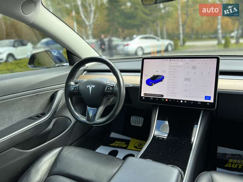 Седан Tesla Model 3 2019 в Львове фото 18 Седан Tesla Model 3 2019 в Львове
