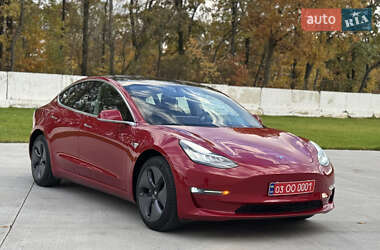 Седан Tesla Model 3 2019 в Луцьку