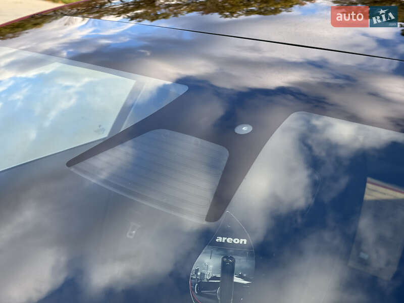 Седан Tesla Model 3 2019 в Луцьку