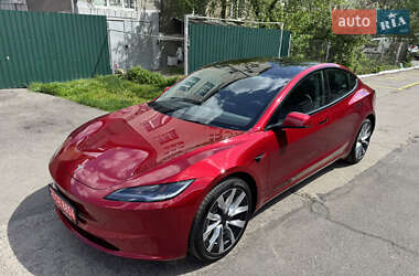 Седан Tesla Model 3 2024 в Виннице