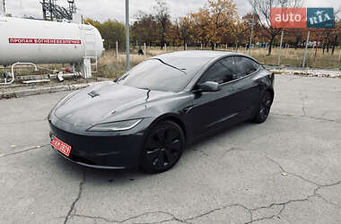 Седан Tesla Model 3 2024 в Днепре Седан Tesla Model 3 2024 в Днепре
