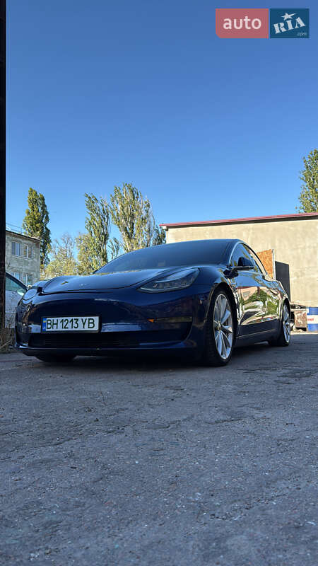 Седан Tesla Model 3 2018 в Одесі фото 30 Седан Tesla Model 3 2018 в Одесі