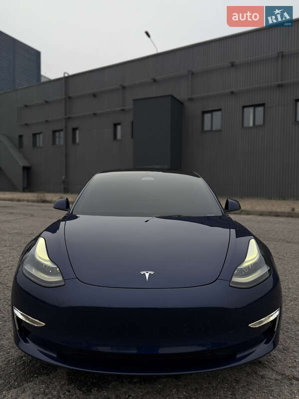 Седан Tesla Model 3 2022 в Харькове