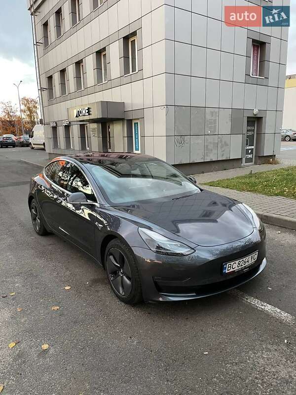 Tesla Model 3 2018 Tesla Model 3 2018