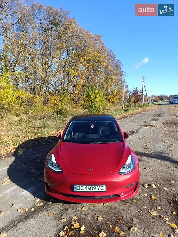 Седан Tesla Model 3 2022 в Стрые фото 17 Седан Tesla Model 3 2022 в Стрые