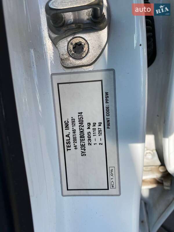 Седан Tesla Model 3 2019 в Львові фото 20 Седан Tesla Model 3 2019 в Львові