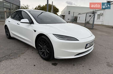 Седан Tesla Model 3 2024 в Дніпрі