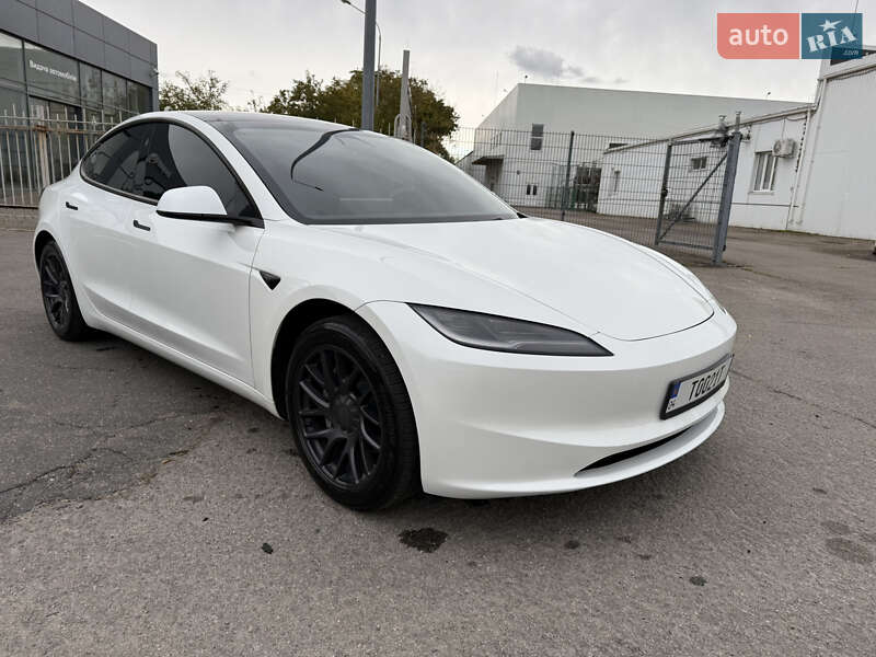 Tesla Model 3 2024 Tesla Model 3 2024