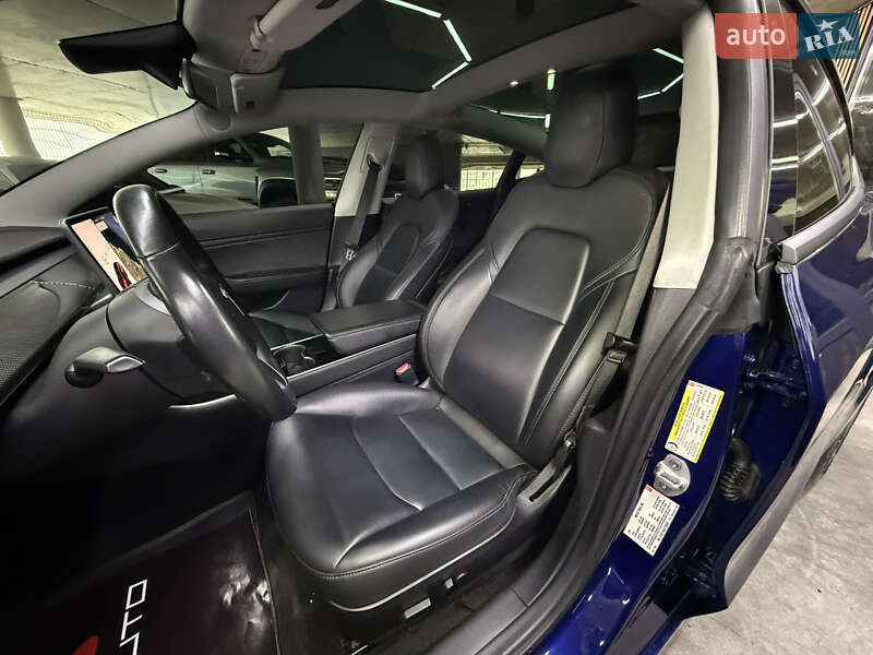 Седан Tesla Model 3 2018 в Одесі фото 20 Седан Tesla Model 3 2018 в Одесі