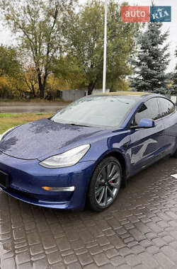 Седан Tesla Model 3 2018 в Днепре