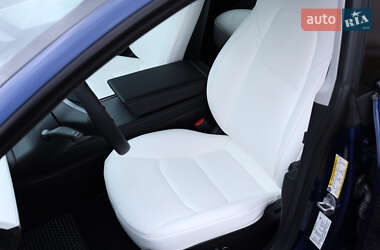 Седан Tesla Model 3 2020 в Полтаве