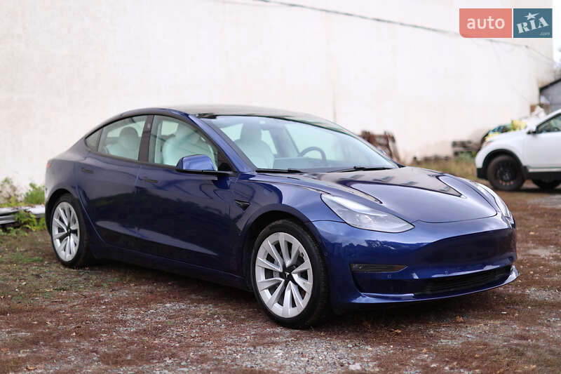 Седан Tesla Model 3 2020 в Полтаві фото 57 Седан Tesla Model 3 2020 в Полтаві