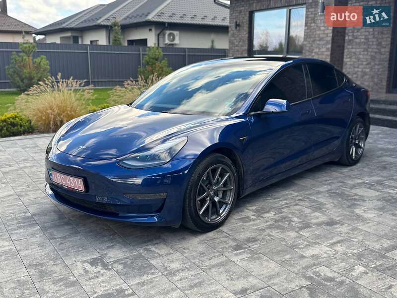 Tesla Model 3 2021 Tesla Model 3 2021
