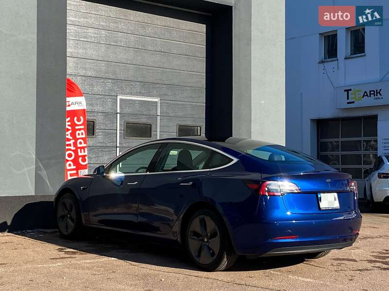 Седан Tesla Model 3 2019 в Киеве фото 7 Седан Tesla Model 3 2019 в Киеве