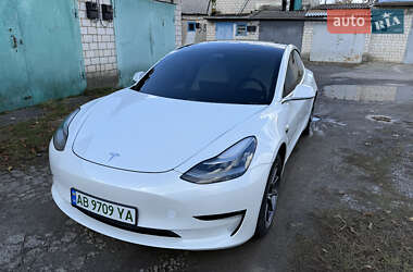 Седан Tesla Model 3 2019 в Ладыжине