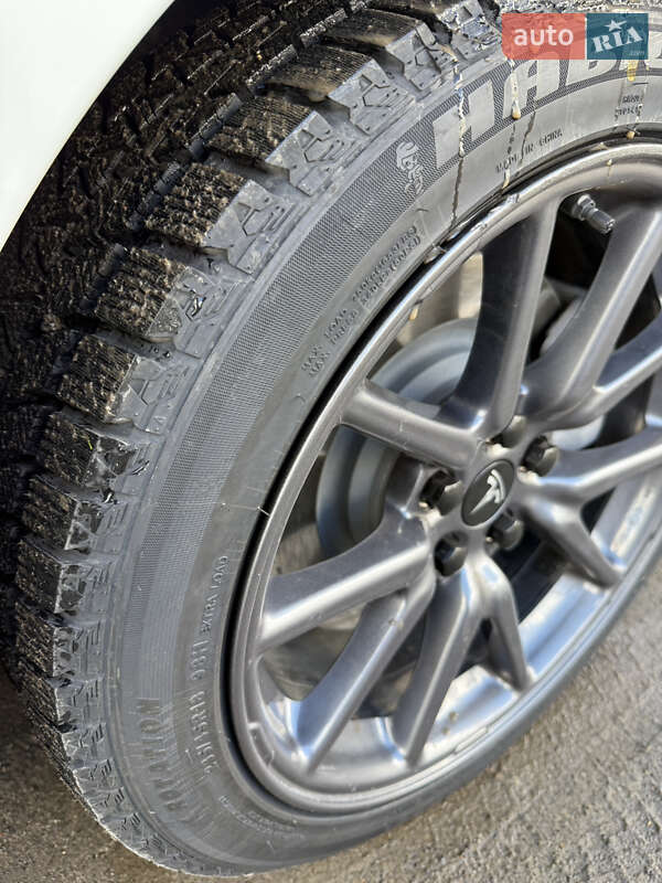 Седан Tesla Model 3 2019 в Ладыжине фото 12 Седан Tesla Model 3 2019 в Ладыжине