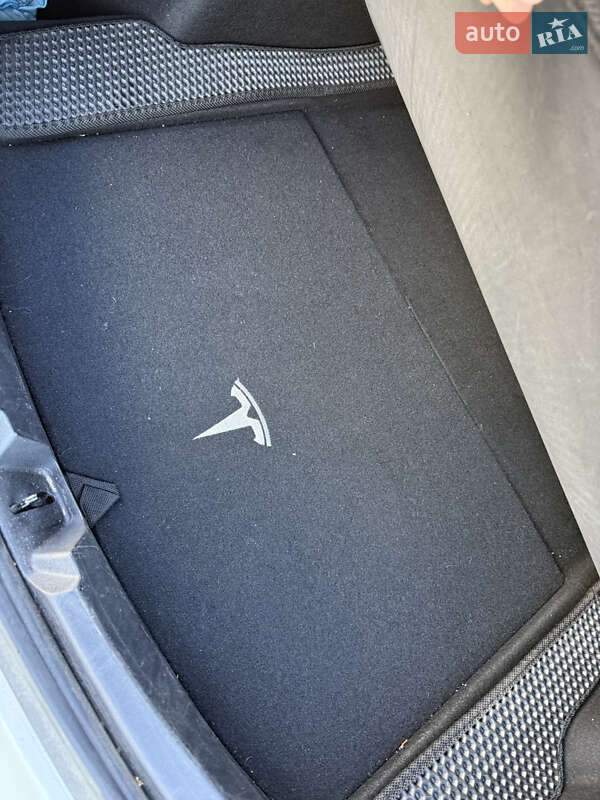 Седан Tesla Model 3 2019 в Ладыжине фото 17 Седан Tesla Model 3 2019 в Ладыжине