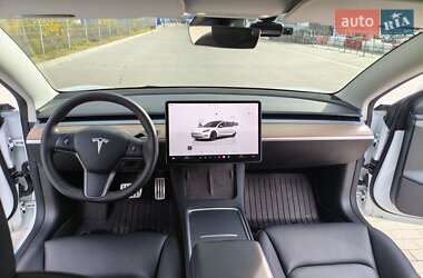 Седан Tesla Model 3 2023 в Вінниці