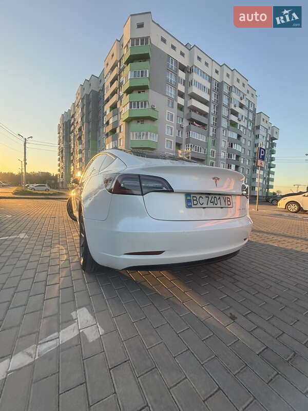Седан Tesla Model 3 2021 в Лисиничах фото 7 Седан Tesla Model 3 2021 в Лисиничах