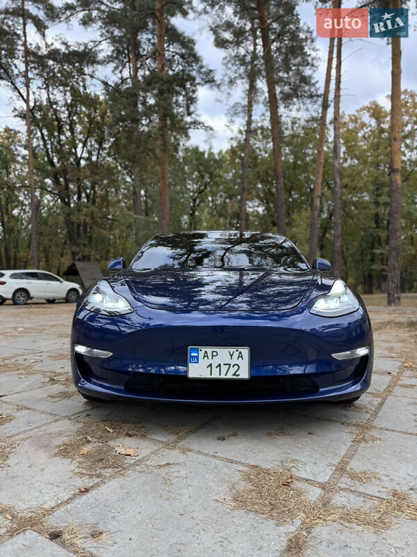 Седан Tesla Model 3 2021 в Полтаве