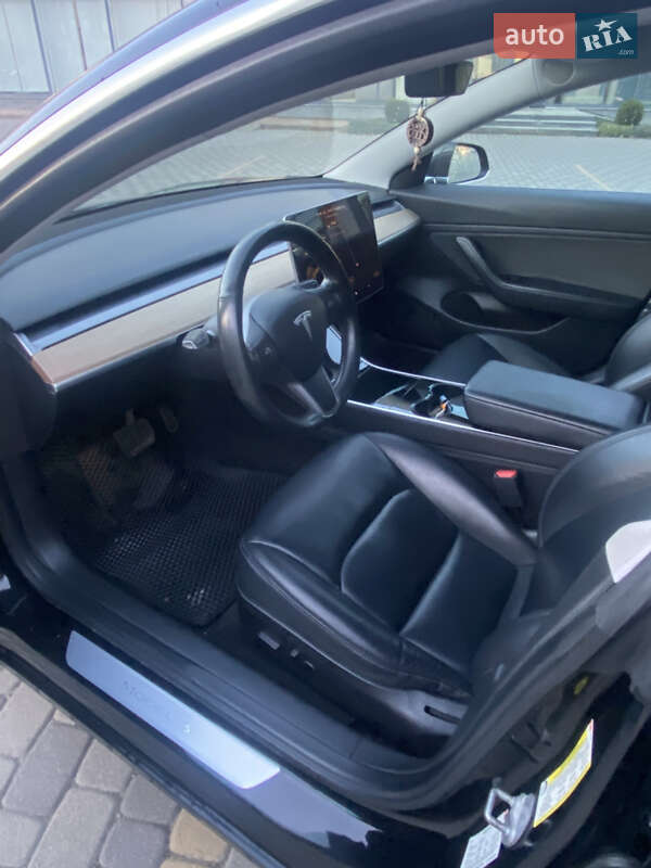 Седан Tesla Model 3 2018 в Хмельницькому фото 14 Седан Tesla Model 3 2018 в Хмельницькому