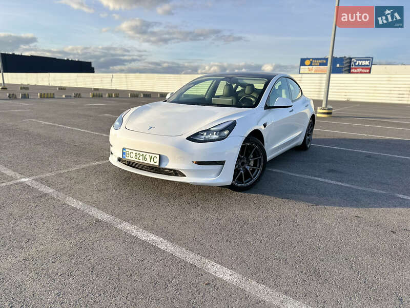 Седан Tesla Model 3 2022 в Львові фото 6 Седан Tesla Model 3 2022 в Львові