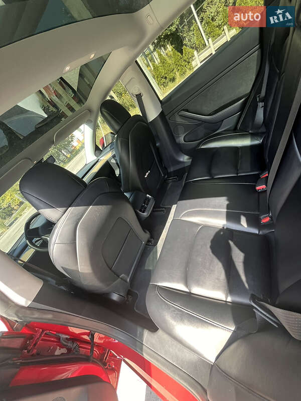 Седан Tesla Model 3 2022 в Львові фото 17 Седан Tesla Model 3 2022 в Львові
