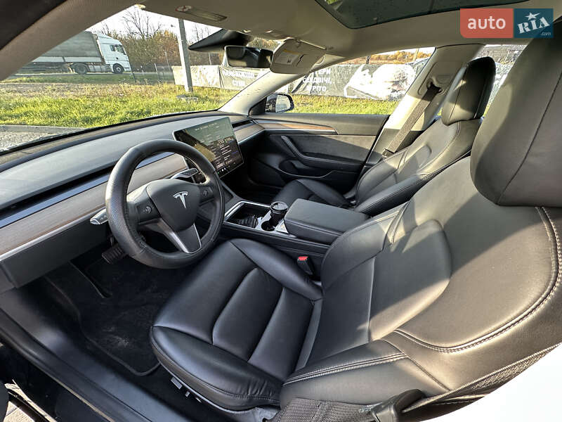 Седан Tesla Model 3 2022 в Львове фото 11 Седан Tesla Model 3 2022 в Львове