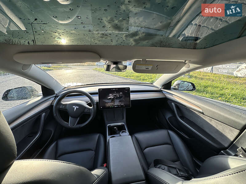 Седан Tesla Model 3 2022 в Львове фото 12 Седан Tesla Model 3 2022 в Львове