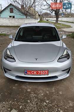 Седан Tesla Model 3 2018 в Самборі