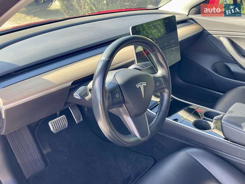 Седан Tesla Model 3 2018 в Днепре