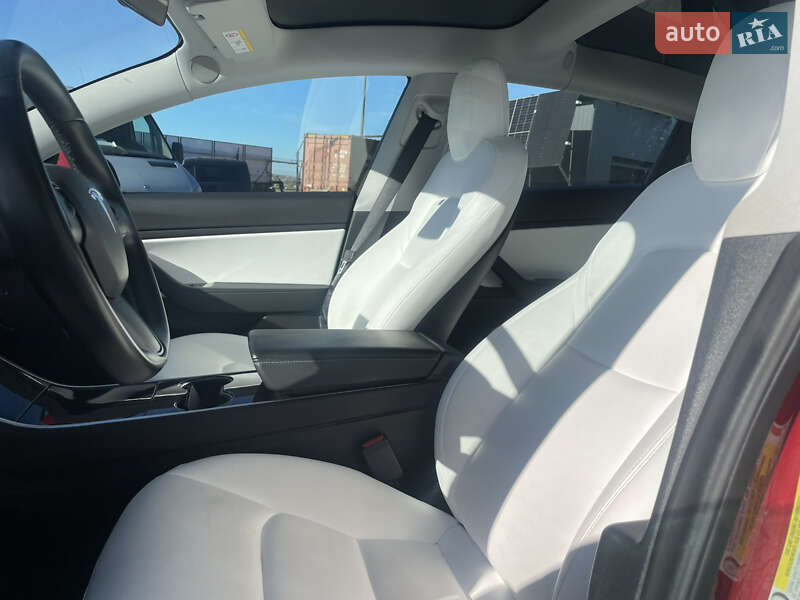 Седан Tesla Model 3 2019 в Тернополе фото 17 Седан Tesla Model 3 2019 в Тернополе