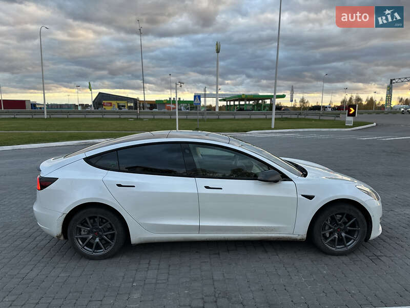 Седан Tesla Model 3 2021 в Рівному фото 2 Седан Tesla Model 3 2021 в Рівному