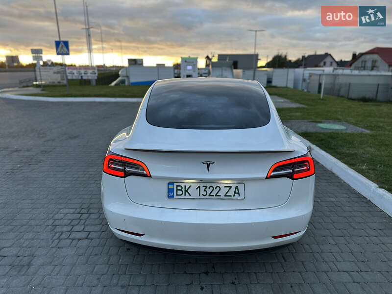 Седан Tesla Model 3 2021 в Рівному фото 3 Седан Tesla Model 3 2021 в Рівному