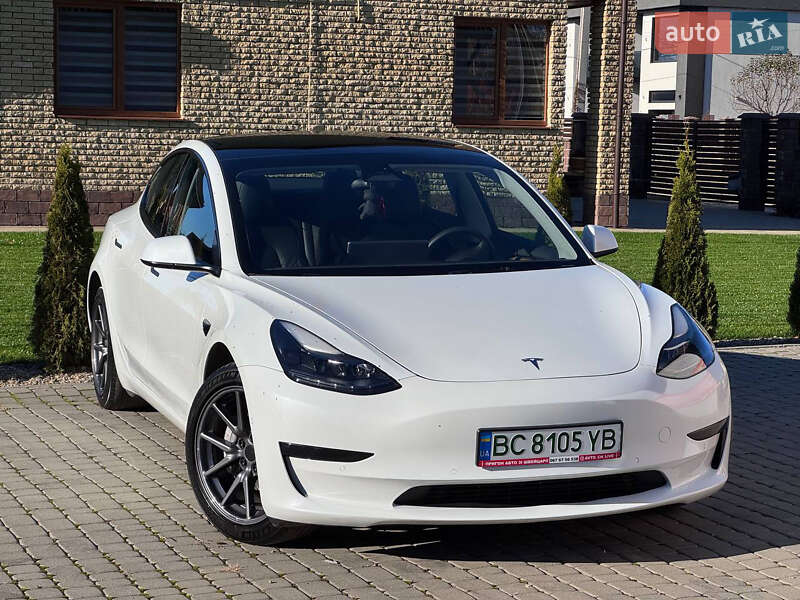 Седан Tesla Model 3 2022 в Стрию фото 5 Седан Tesla Model 3 2022 в Стрию