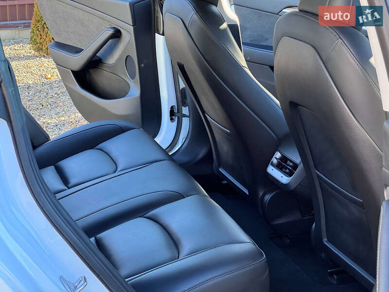 Седан Tesla Model 3 2022 в Стрию фото 24 Седан Tesla Model 3 2022 в Стрию