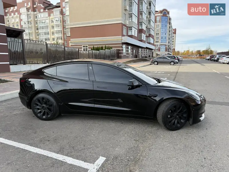 Tesla Model 3 2019
