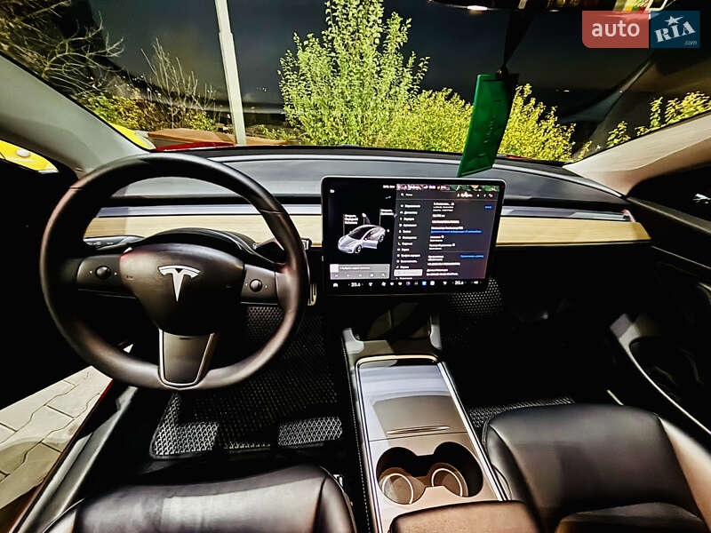 Седан Tesla Model 3 2019 в Черновцах фото 11 Седан Tesla Model 3 2019 в Черновцах