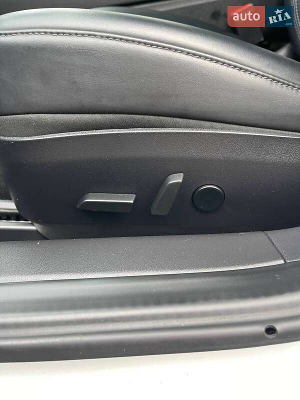 Седан Tesla Model 3 2018 в Львові фото 10 Седан Tesla Model 3 2018 в Львові