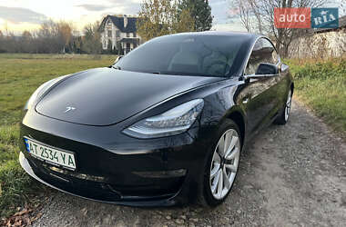Седан Tesla Model 3 2018 в Долине